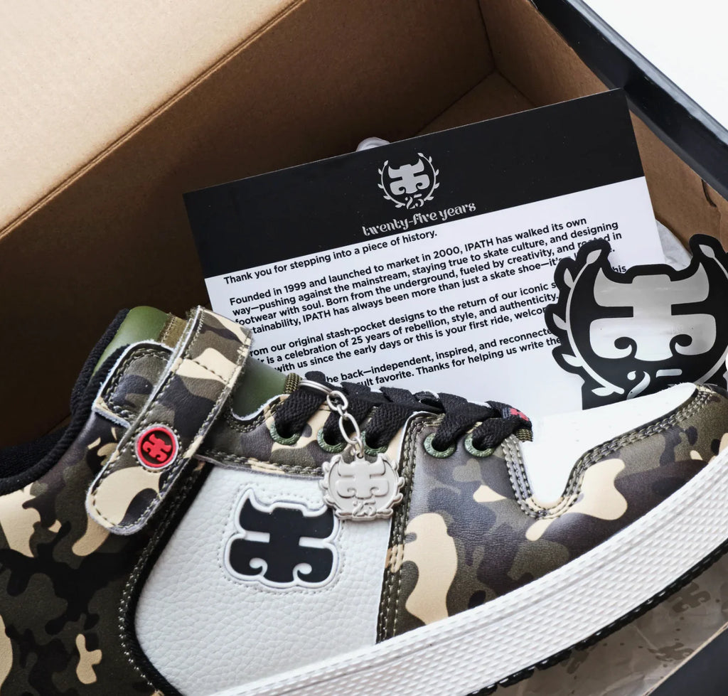 IPath Grasshopper 25 Year Ann Camo White Leather