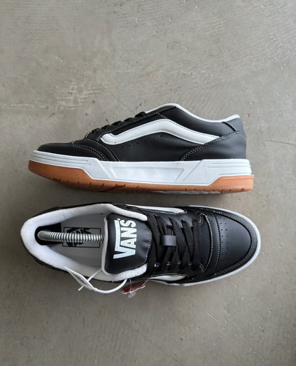VANS MODEL