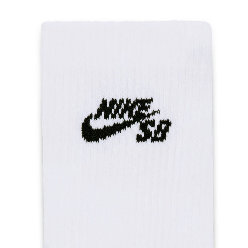 Nike SB Everyday Elevated White Skate Socks 3 Pairs