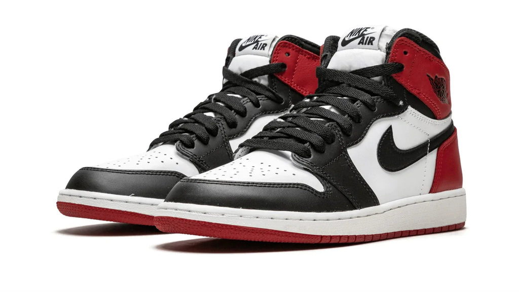 Air Jordan 1 Retro High OG Black Toe