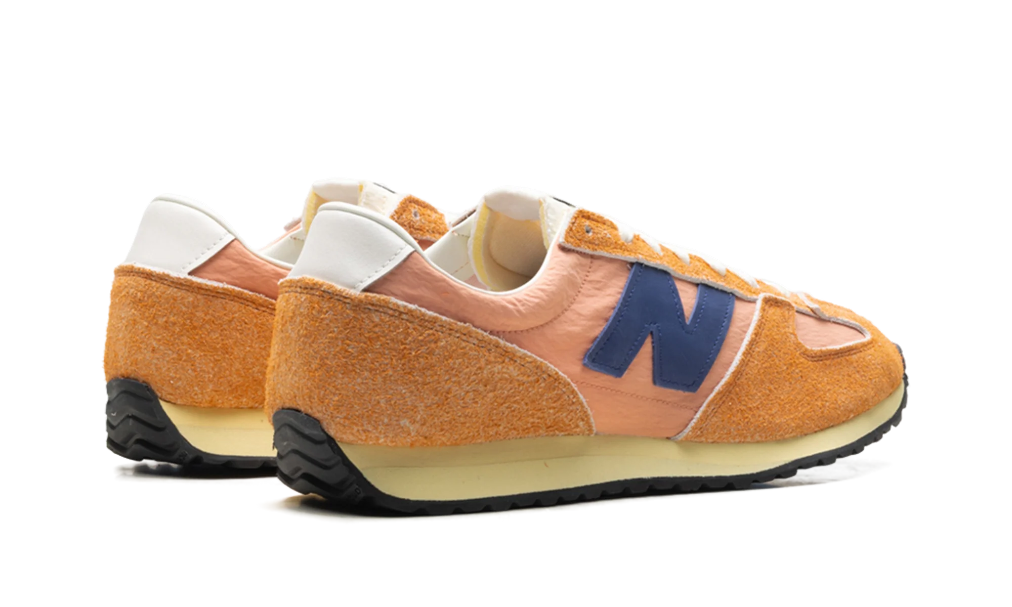 471 "Peach Nectar / Blue Oyster" U471TB