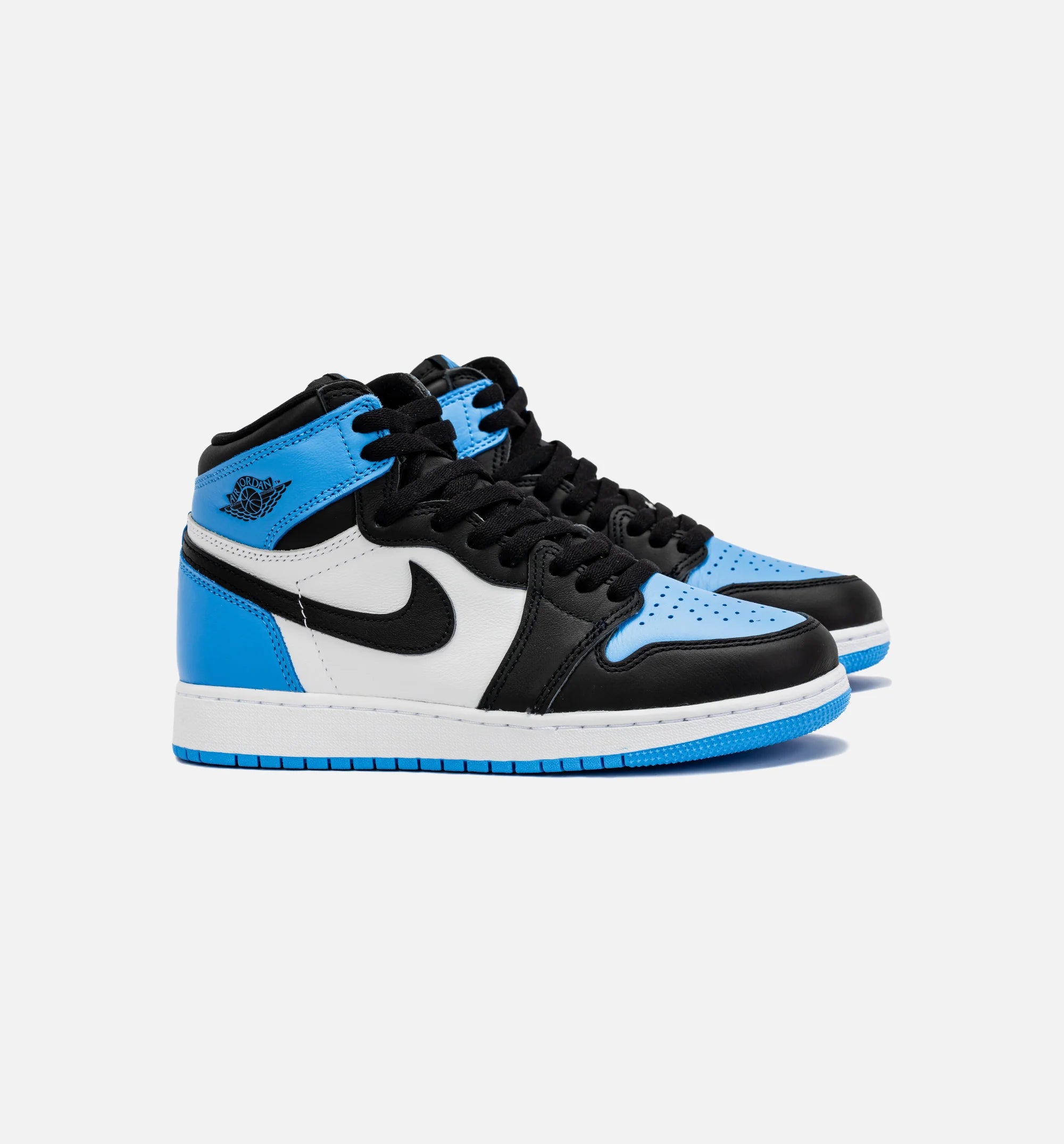 Air Jordan 1 Retro High OG University Blue Grade School Lifestyle Shoe Black Blue