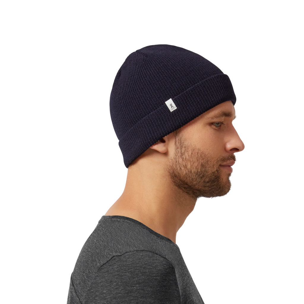 Merino Beanie in Navy