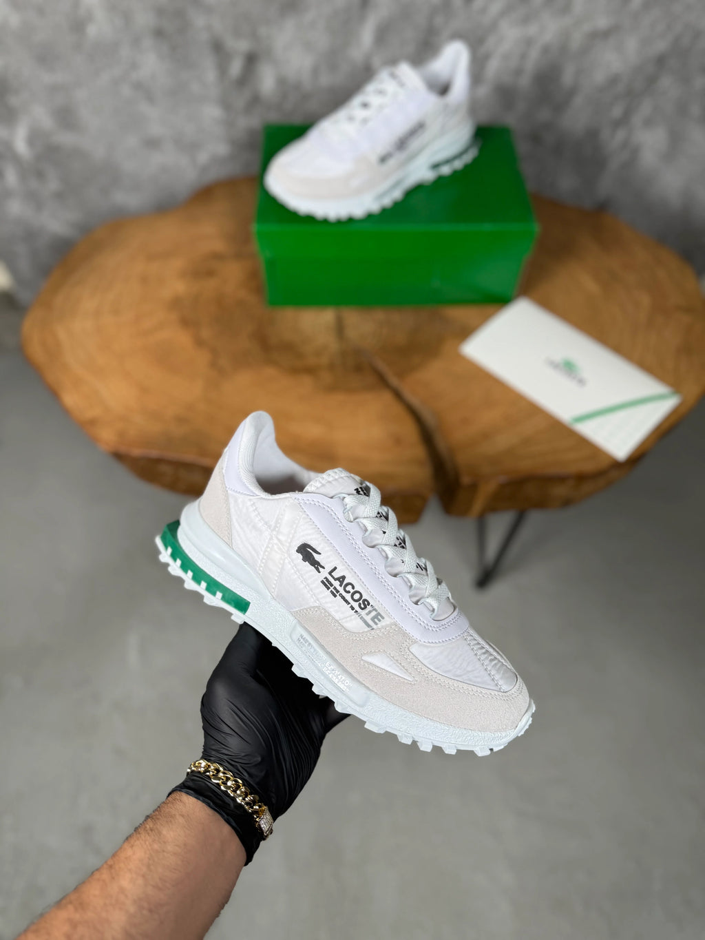 LACOSTE MODEL