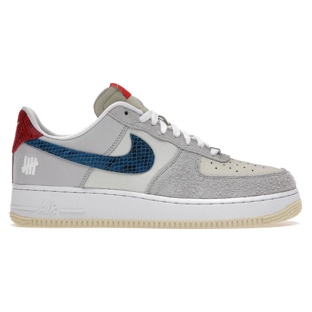 Nike Air Force 1 Low SP Undefeated 5 On It Dunk vs AF1