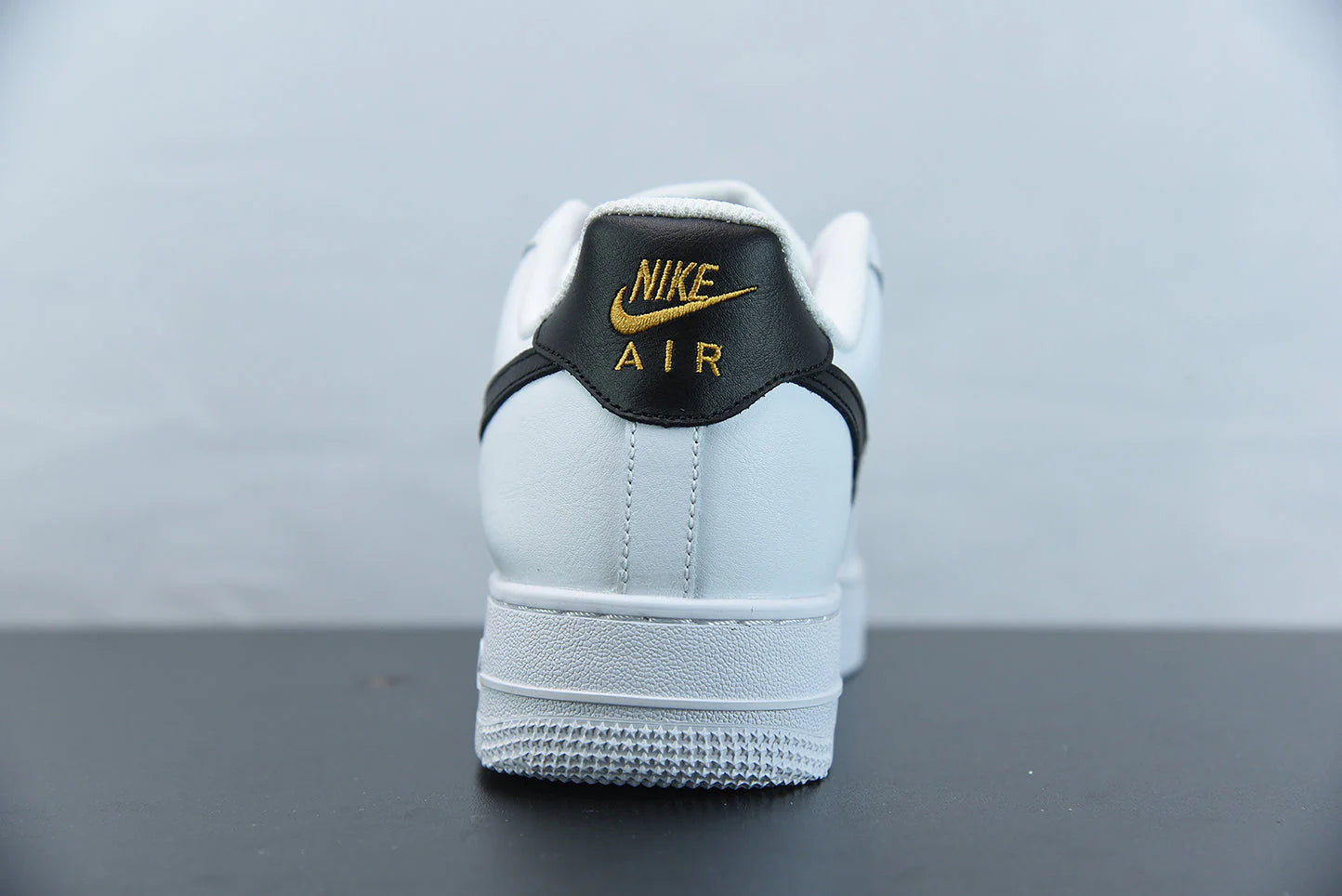 Nike Air Force 1 Essential White Black Gold