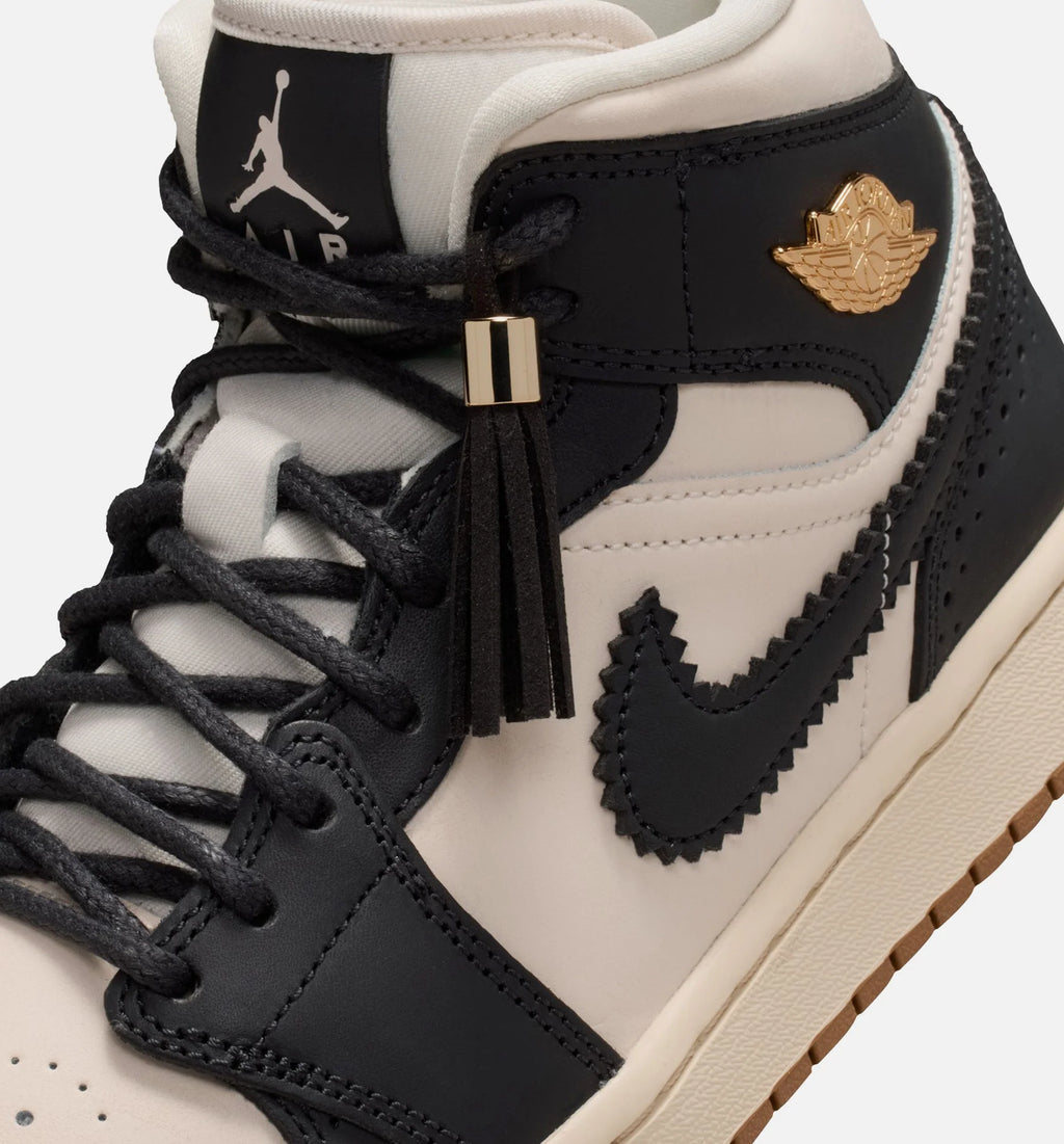Air Jordan 1 Mid SE Womens Lifestyle Shoe Off Noir Chalk Pearl White
