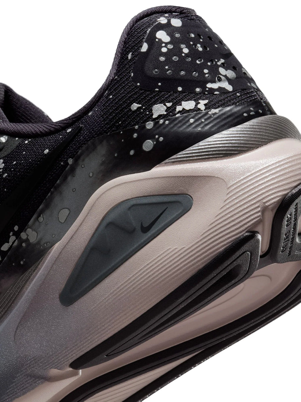 Nike Air Zoom Structure 26 Womens Shoes