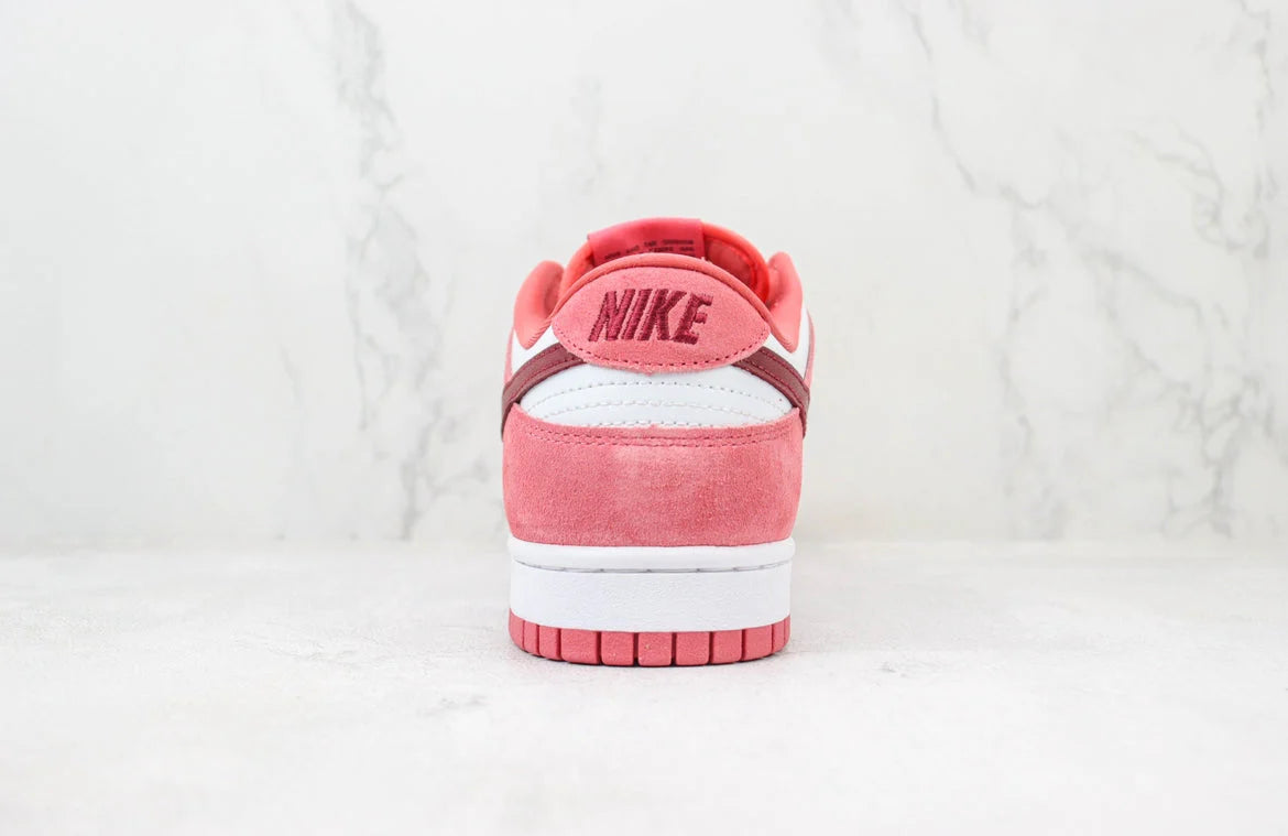 Nike Dunk Low Valentines Day 2024