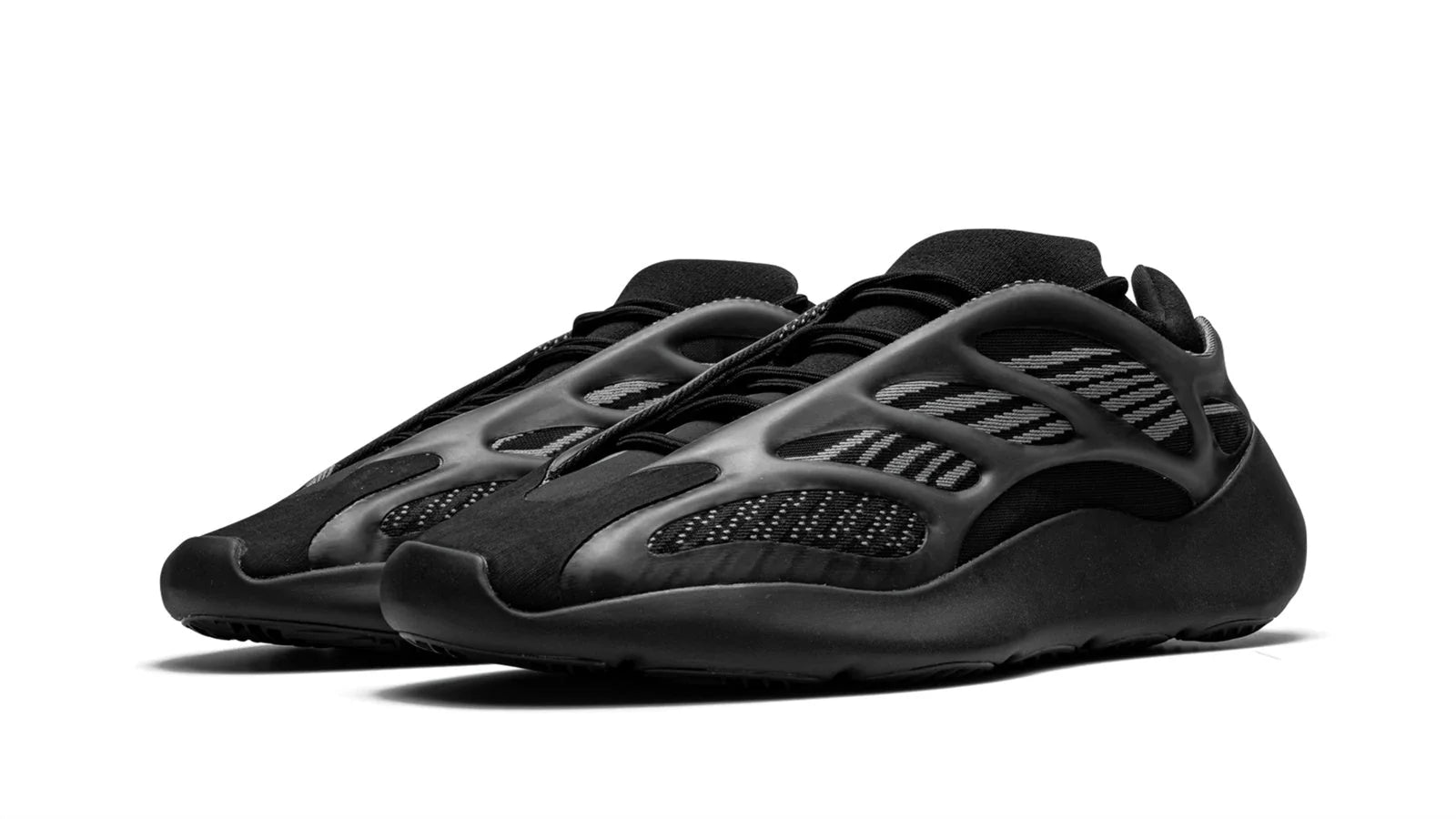 YEEZY 700 V3 Alvah