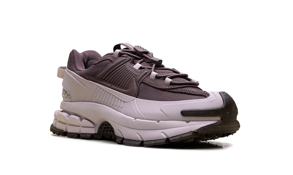 Zoom Vomero 5 Roam WMNS"Particle Rose" HQ2181 501