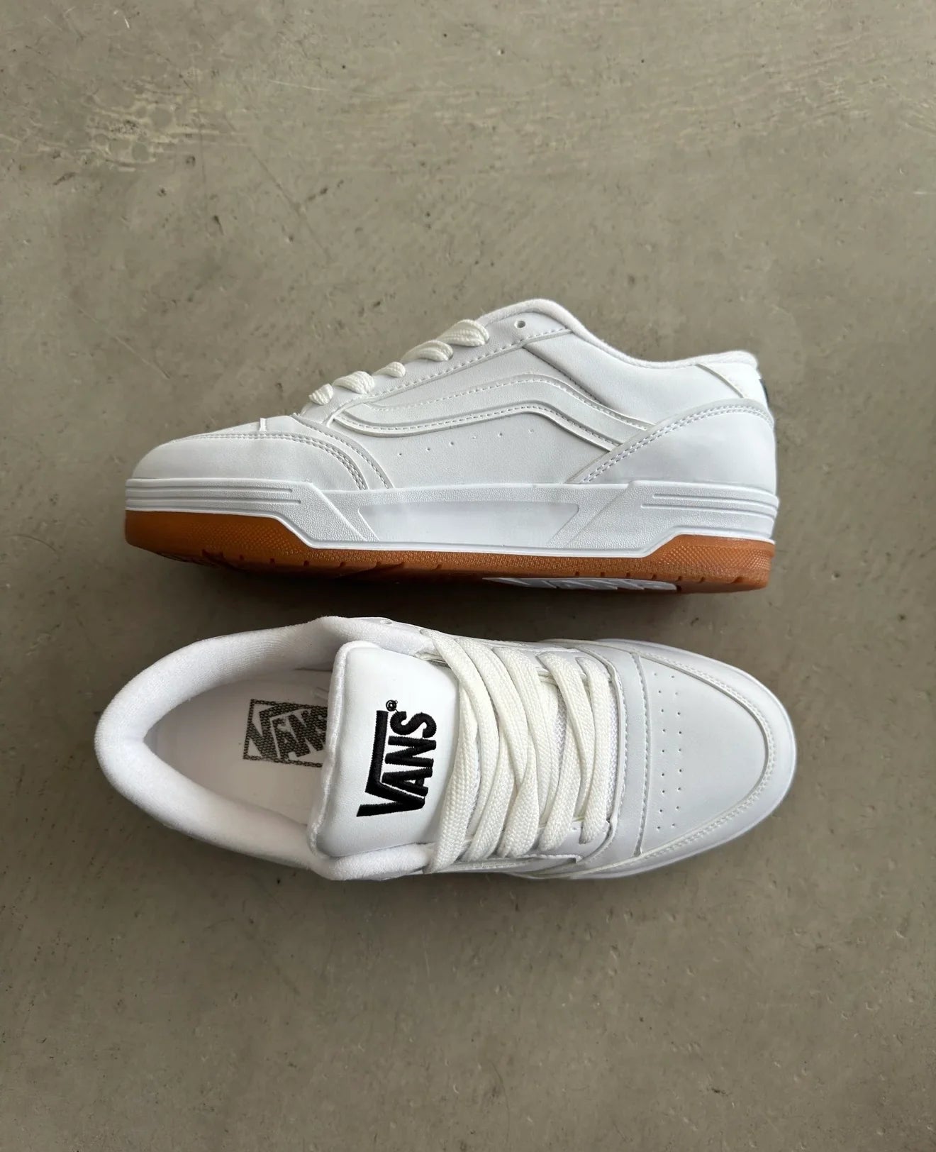 VANS MODEL