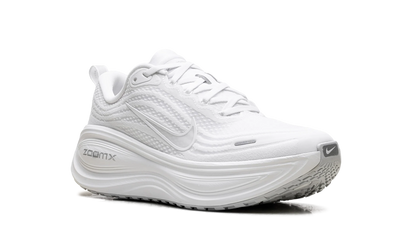 Vomero Plus WMNS"Triple White" HV8154 102
