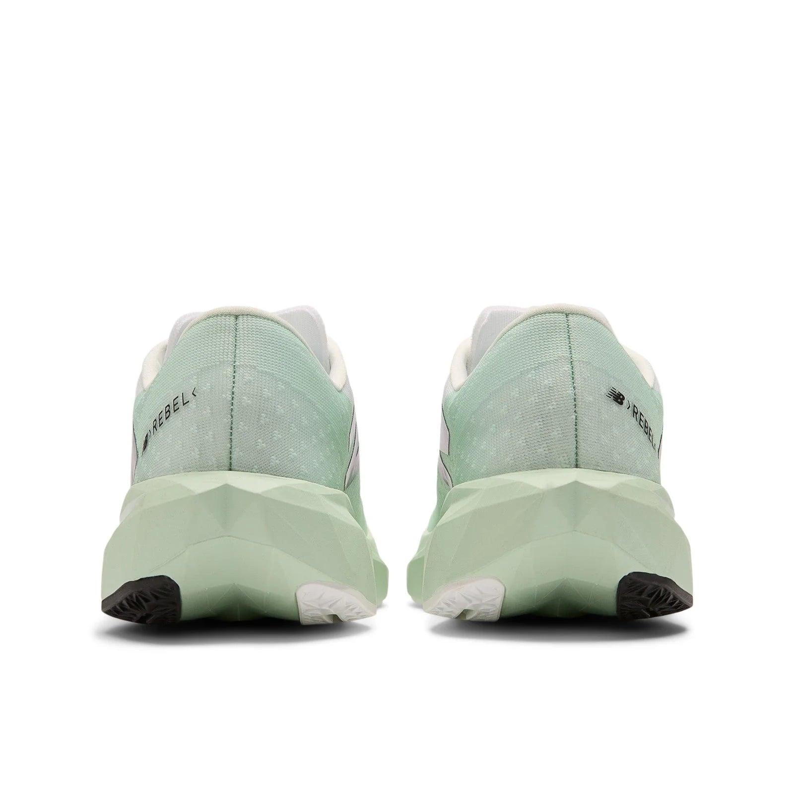 Women's FuelCell Rebel v4