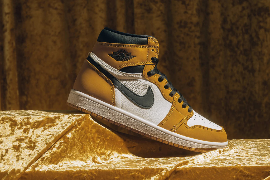 Air Jordan 1 Retro High OG Yellow Ochre Yellow Ochre Black Sail