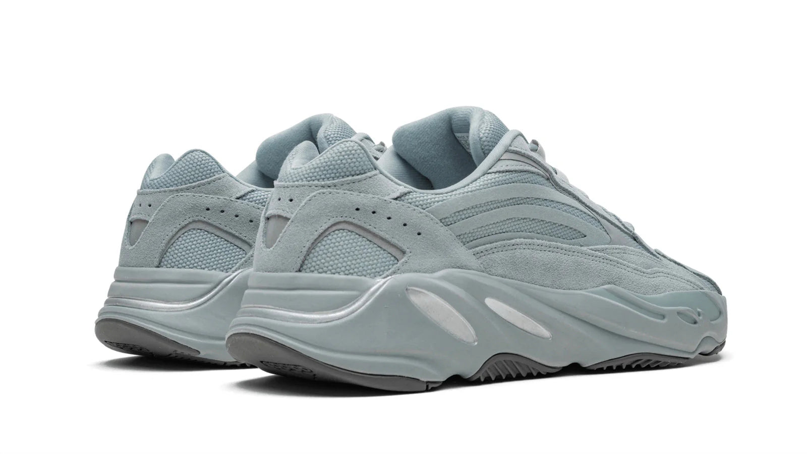 YEEZY BOOST 700 V2 Hospital Blue