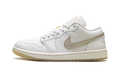 Jordan 1 Low SE WMNS "Metallic Team Gold" HV5157 100