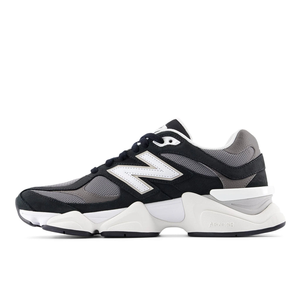 Unisex 9060 in Black