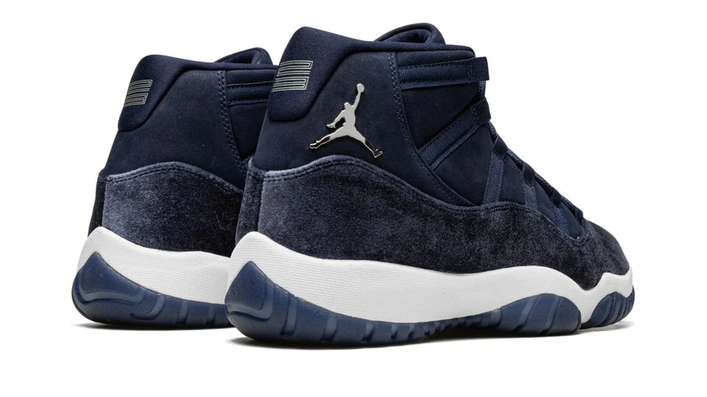AIR JORDAN 11 VELVET WMNS Midnight Navy