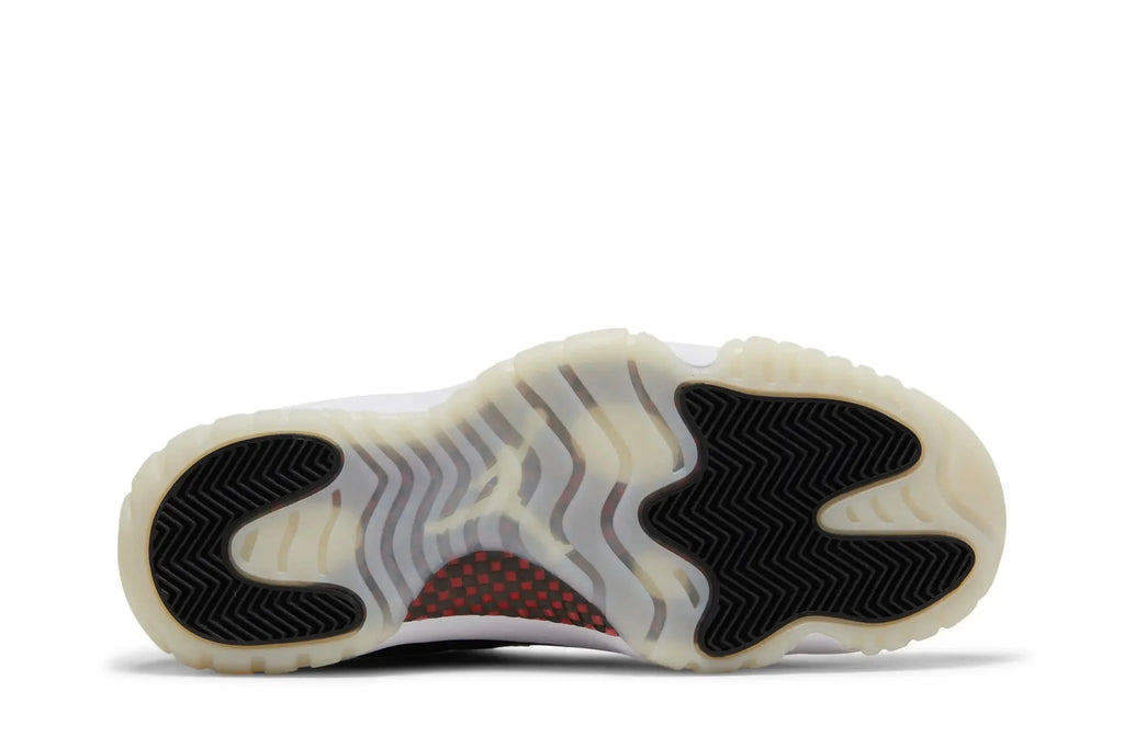 Jordan 11 Retro Low 72 10