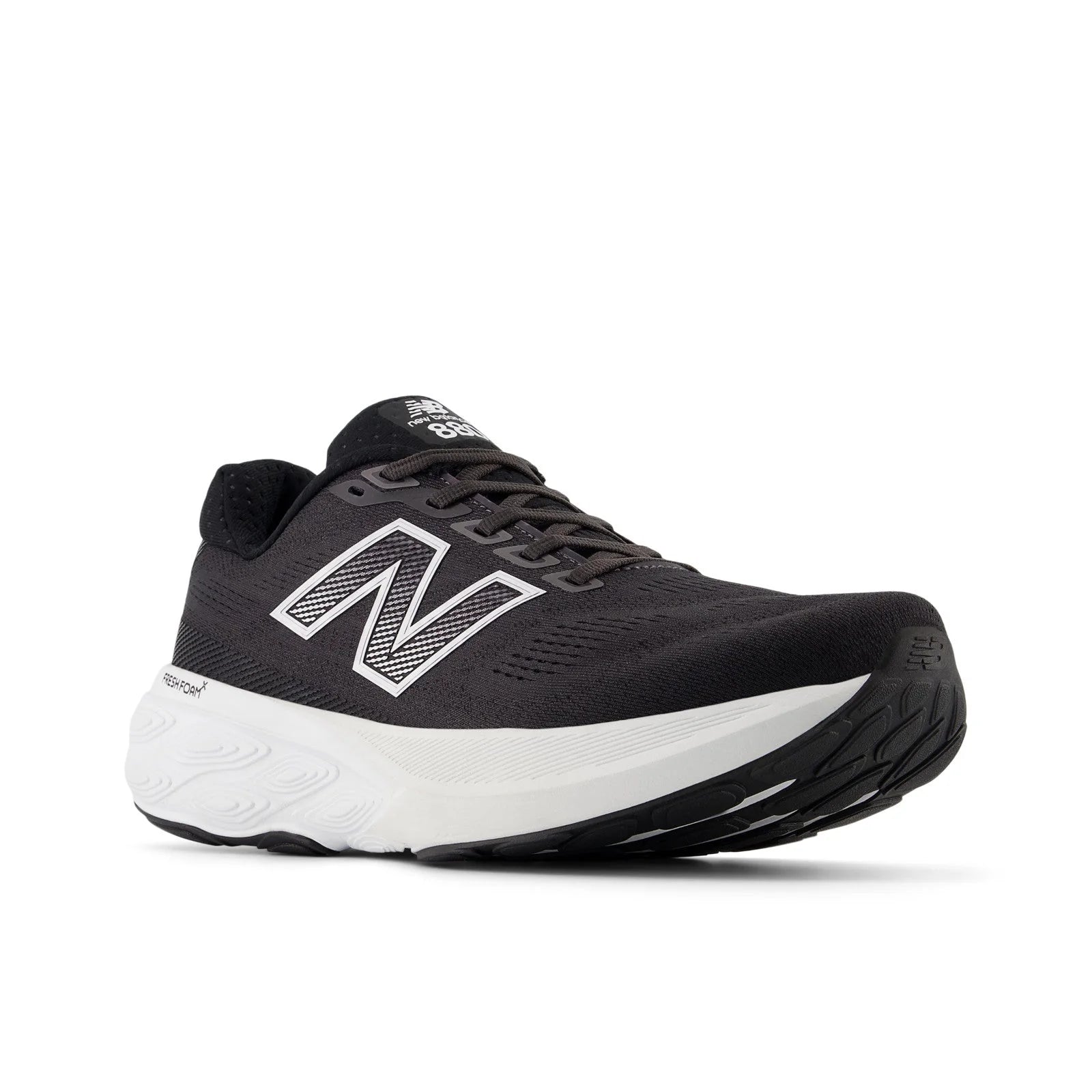 Men's Fresh Foam X 880v15 in Black with NB 103 White and Reflection