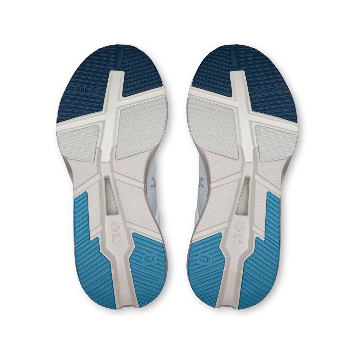 Cloudnova X Arctic Niagara (Women’s)