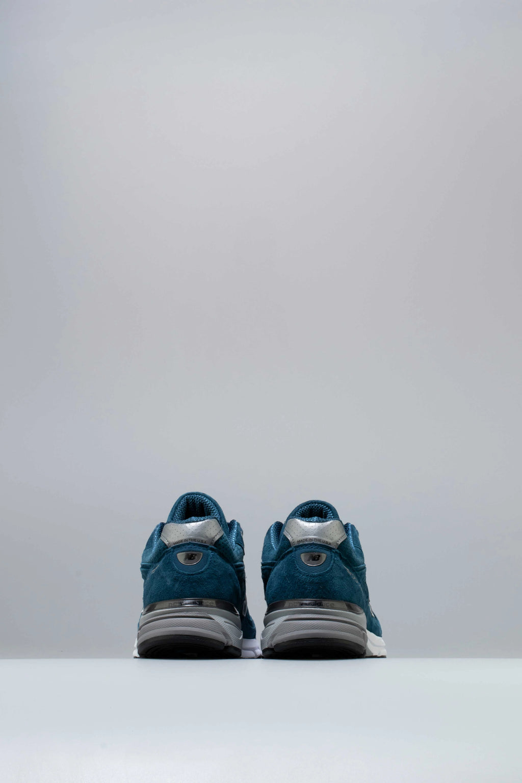 990 Teal Mens Shoe North Sea Teal White