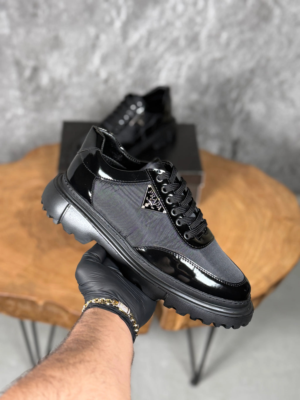 PRADA KLASİK İTALYAN 2