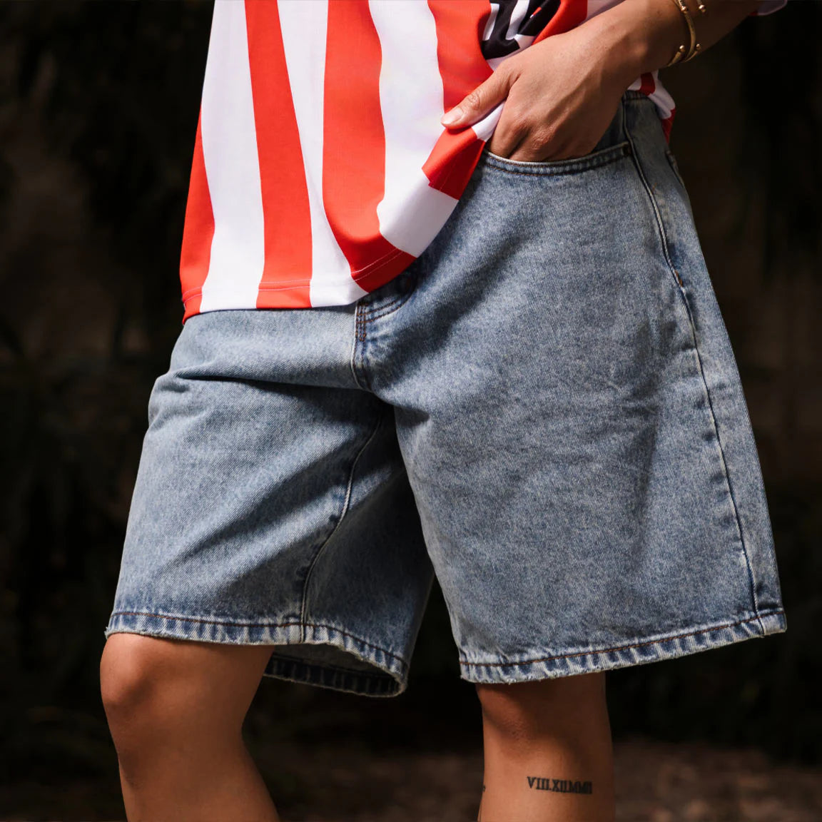 Berry Wide Denim Short Washed Medium Blue