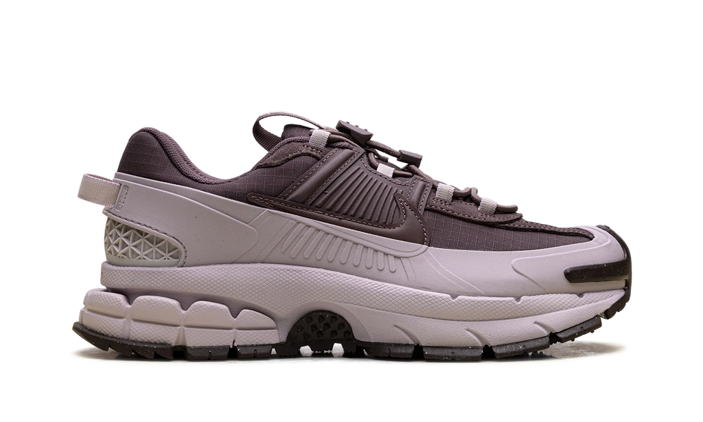 Zoom Vomero 5 Roam WMNS"Particle Rose" HQ2181 501