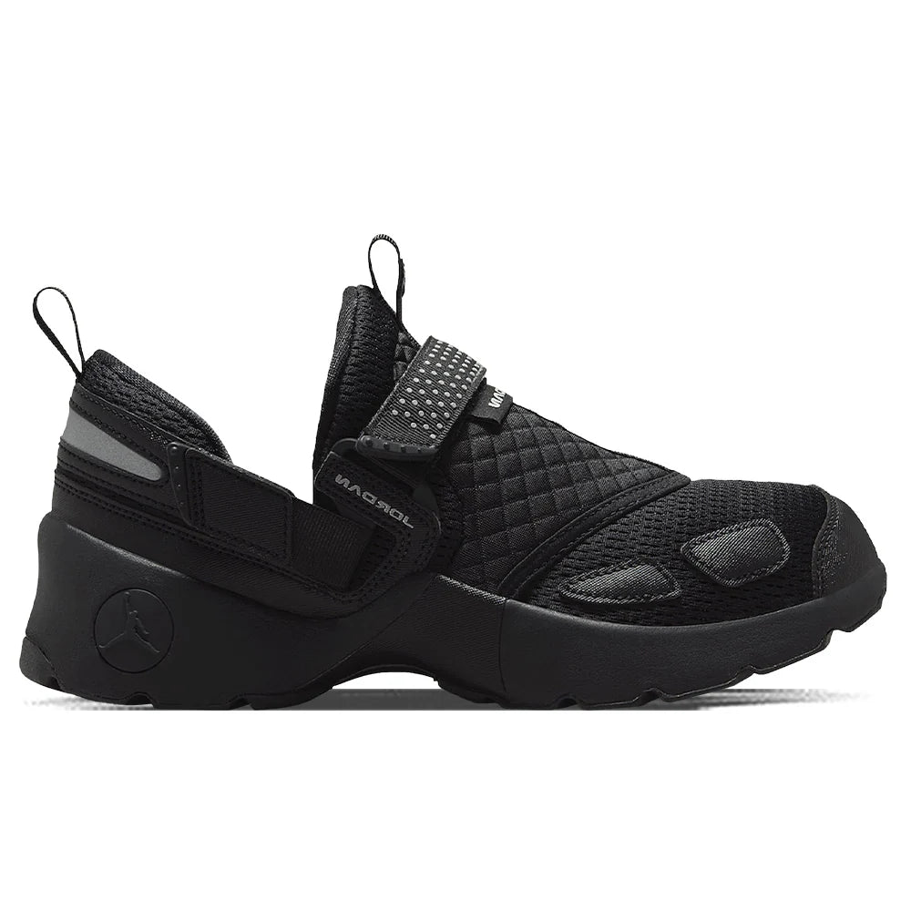 Womens Trunner LX Black