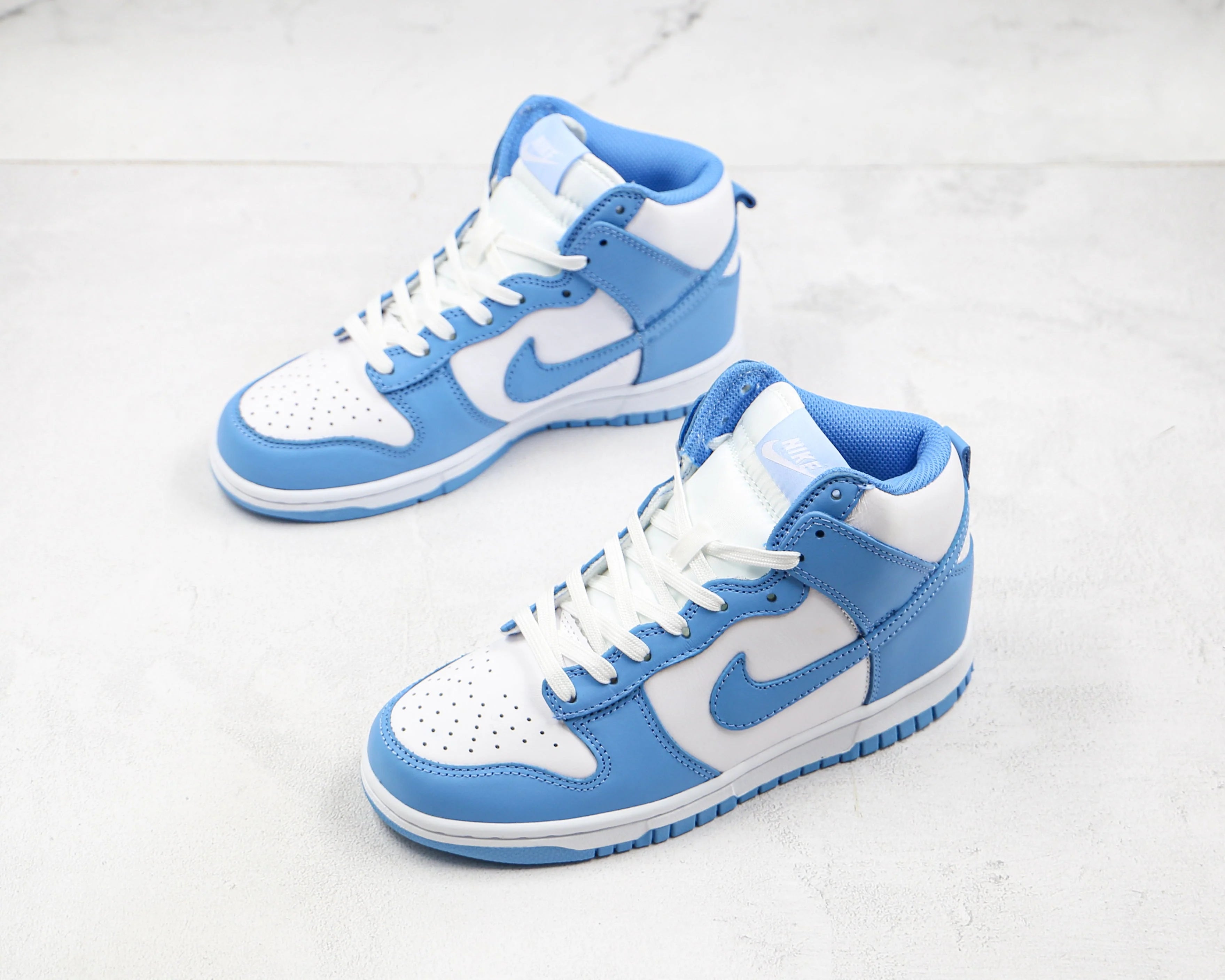 Nike Dunk High University Blue UNC