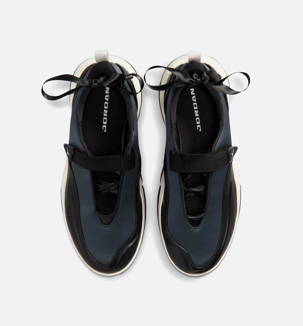 Air Jordan Pointe Womens Lifestyle Shoe Black Sail