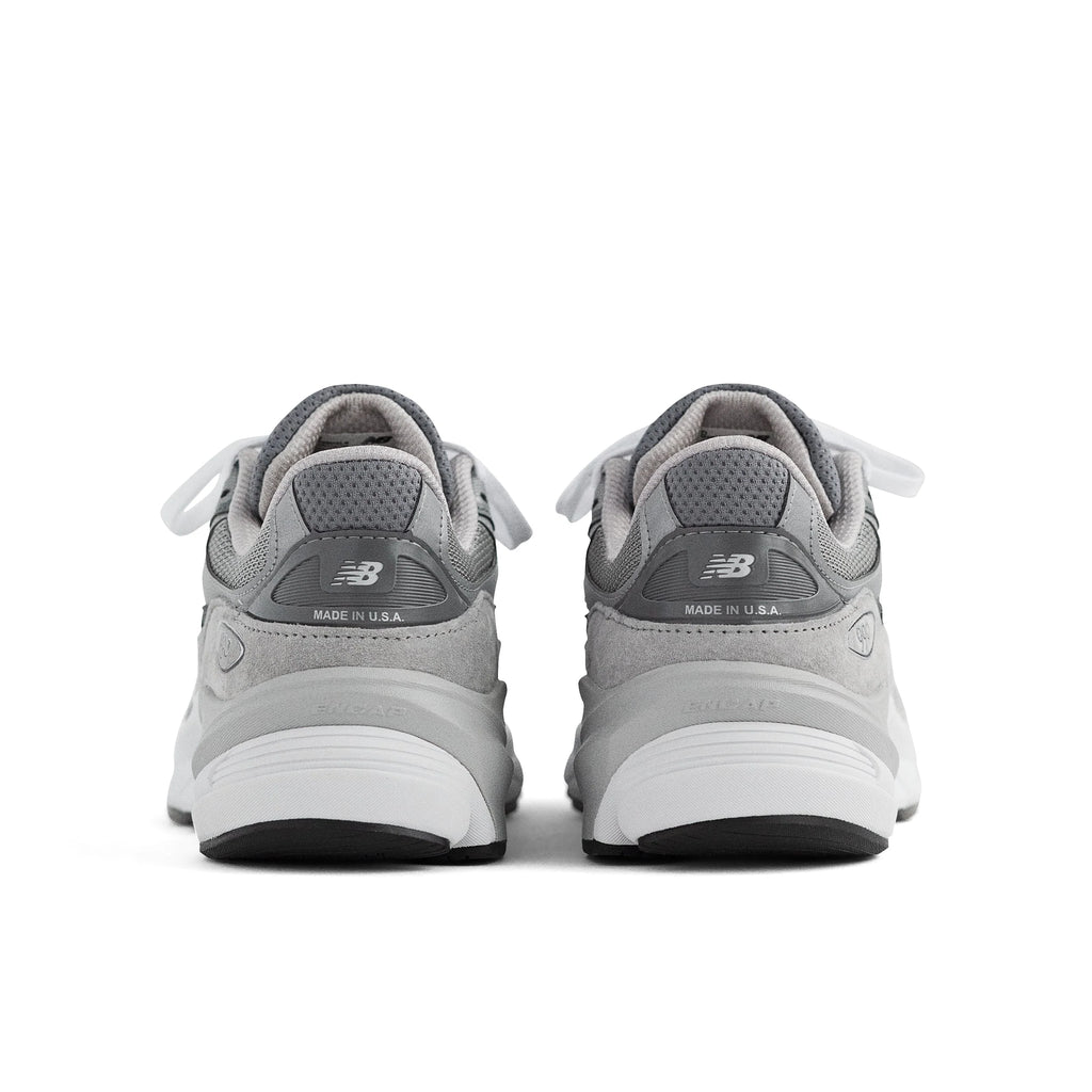 Men's Made in USA 990v6