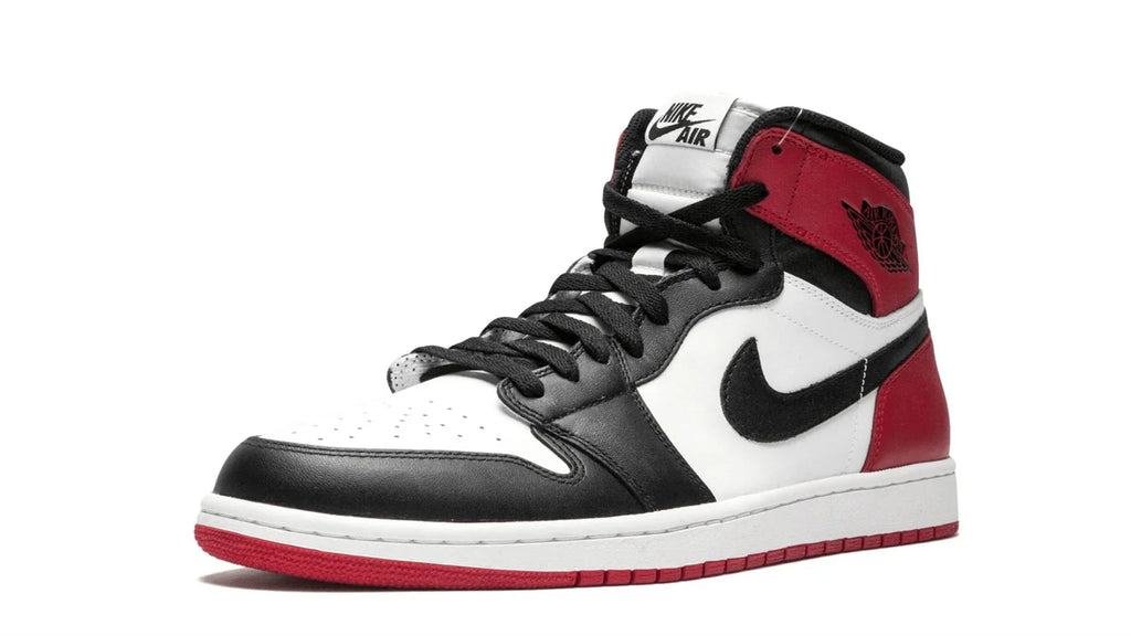 Air Jordan 1 Retro High OG GS Black Toe 2016