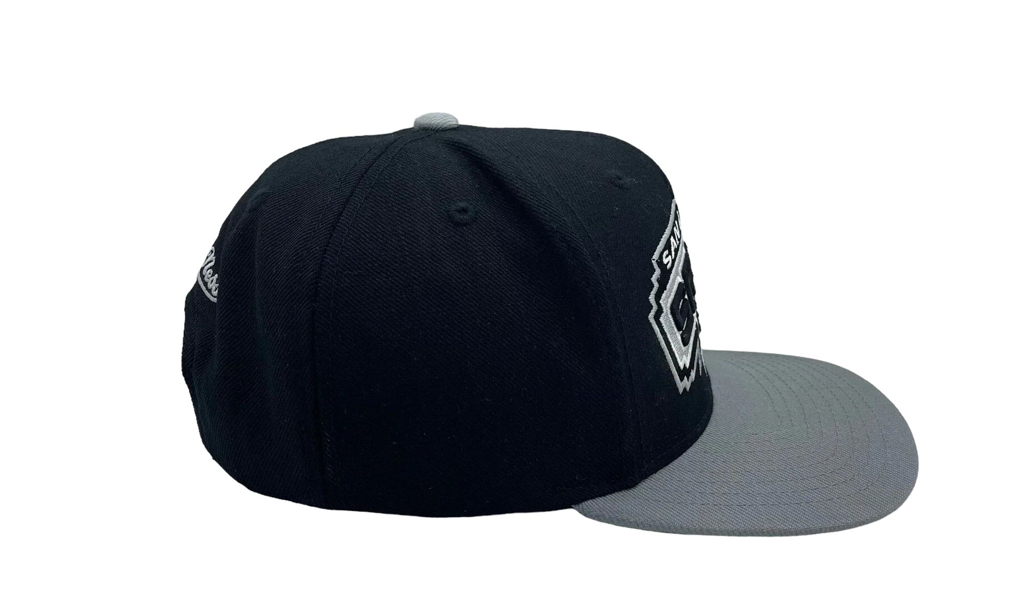 NBA XL Logo 2-Tone Snapback "San Antonio Spurs - Black" NM04ZMTC5SPURS