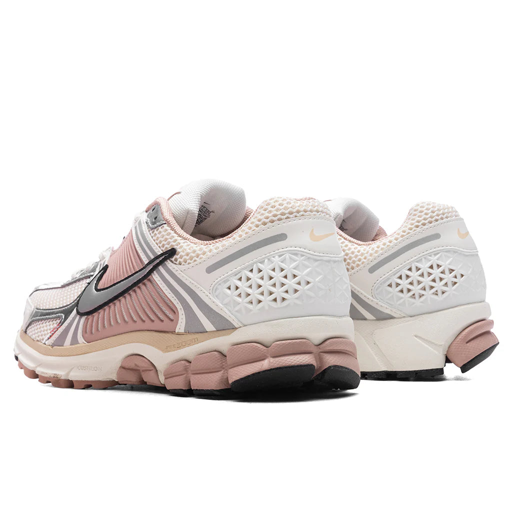 Womens Zoom Vomero 5 Sail Pearl White Particle Pink