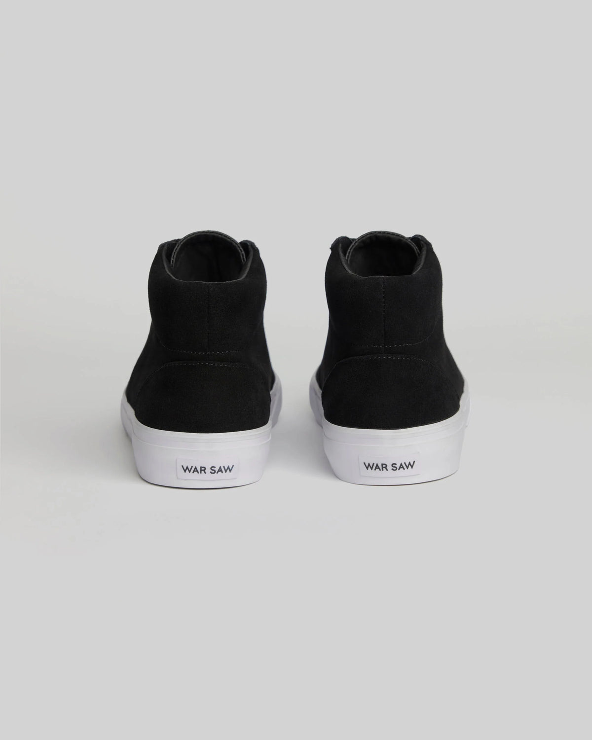 CHAPTER MID BLACK WHITE