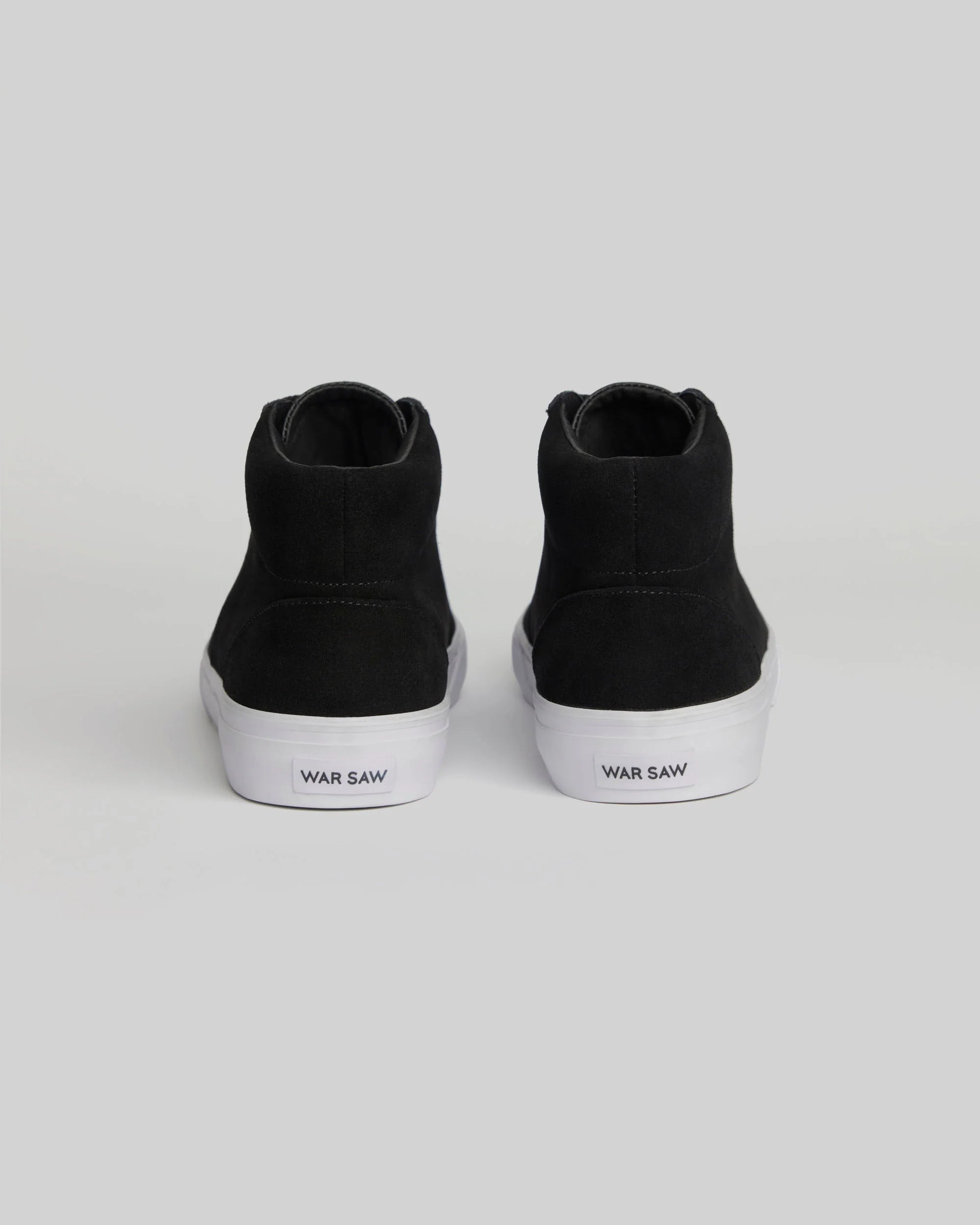CHAPTER MID BLACK WHITE