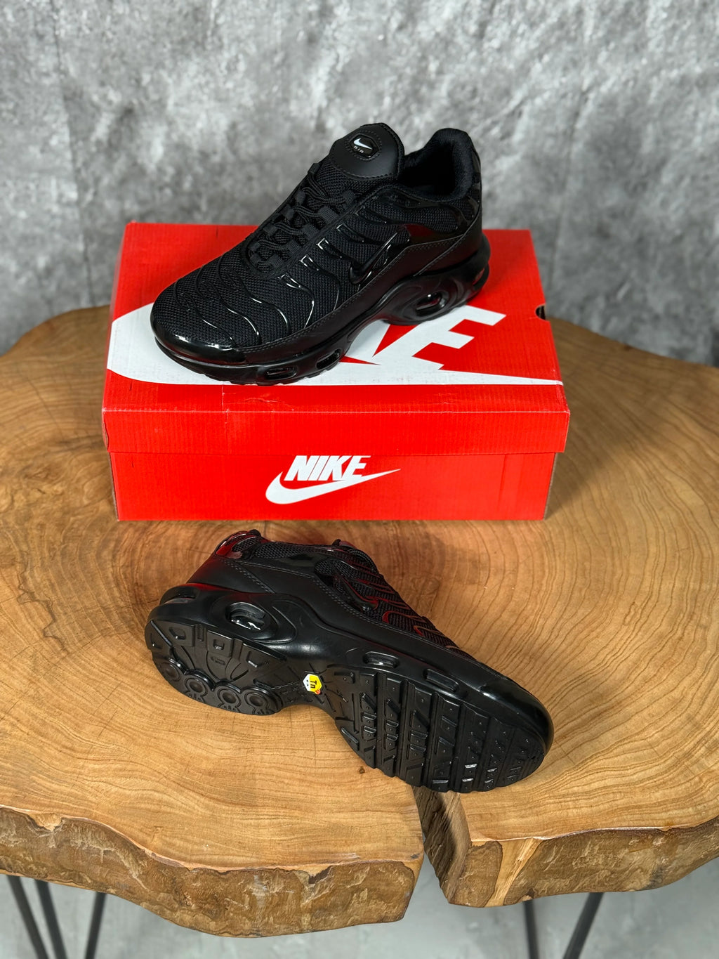 NIKE TN MODELİ