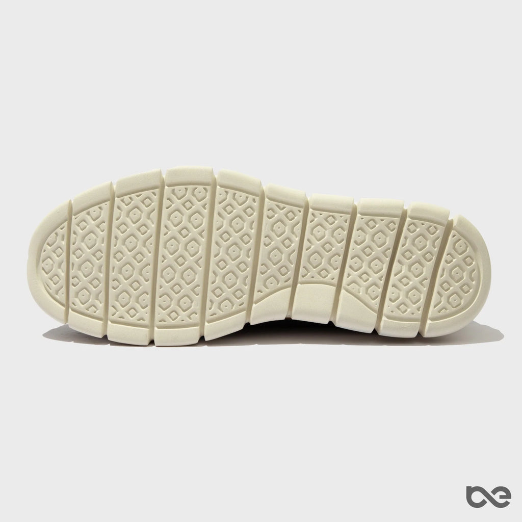 AIR KNIT SNEAKER