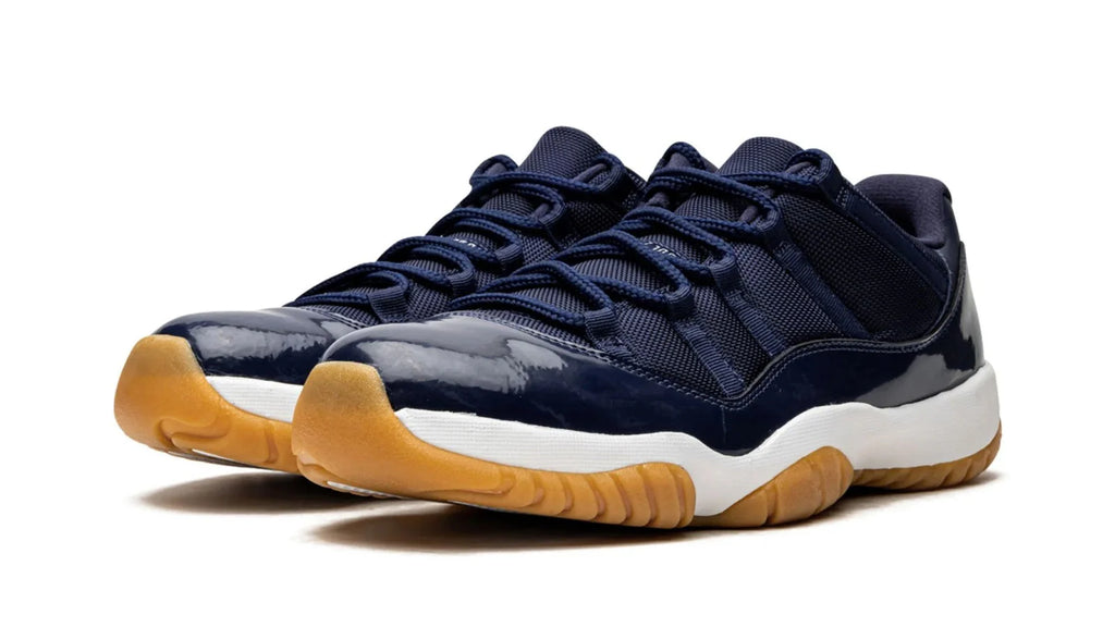 Air Jordan 11 Retro Low Navy Gum