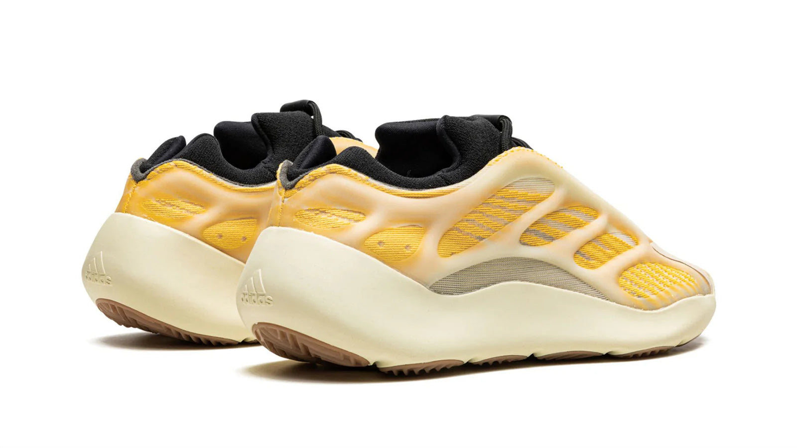 YEEZY 700 V3 Safflower