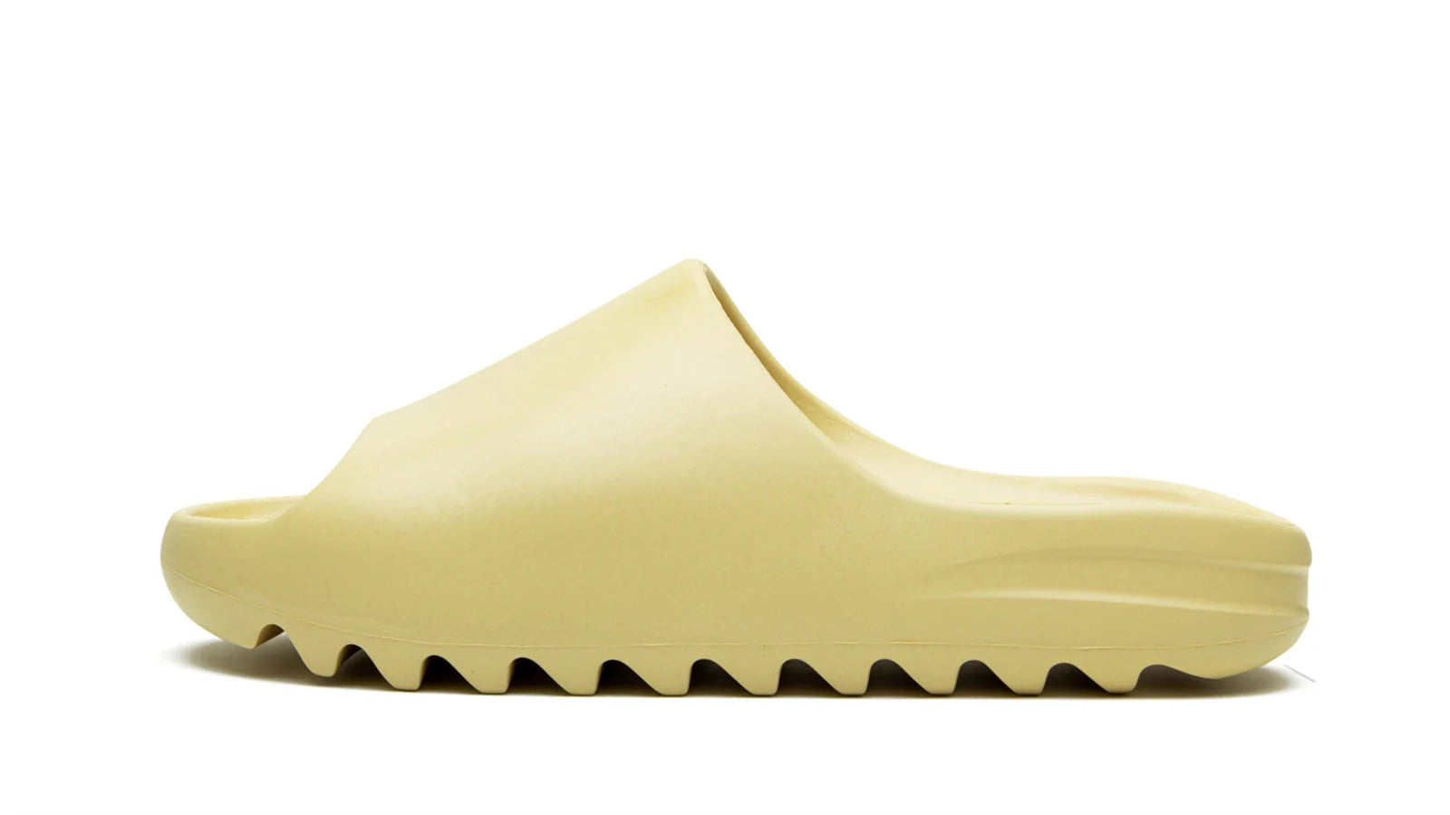 YEEZY SLIDE Desert Sand