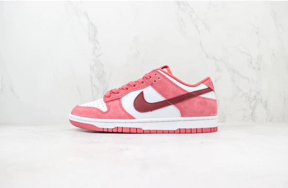 Nike Dunk Low Valentines Day 2024