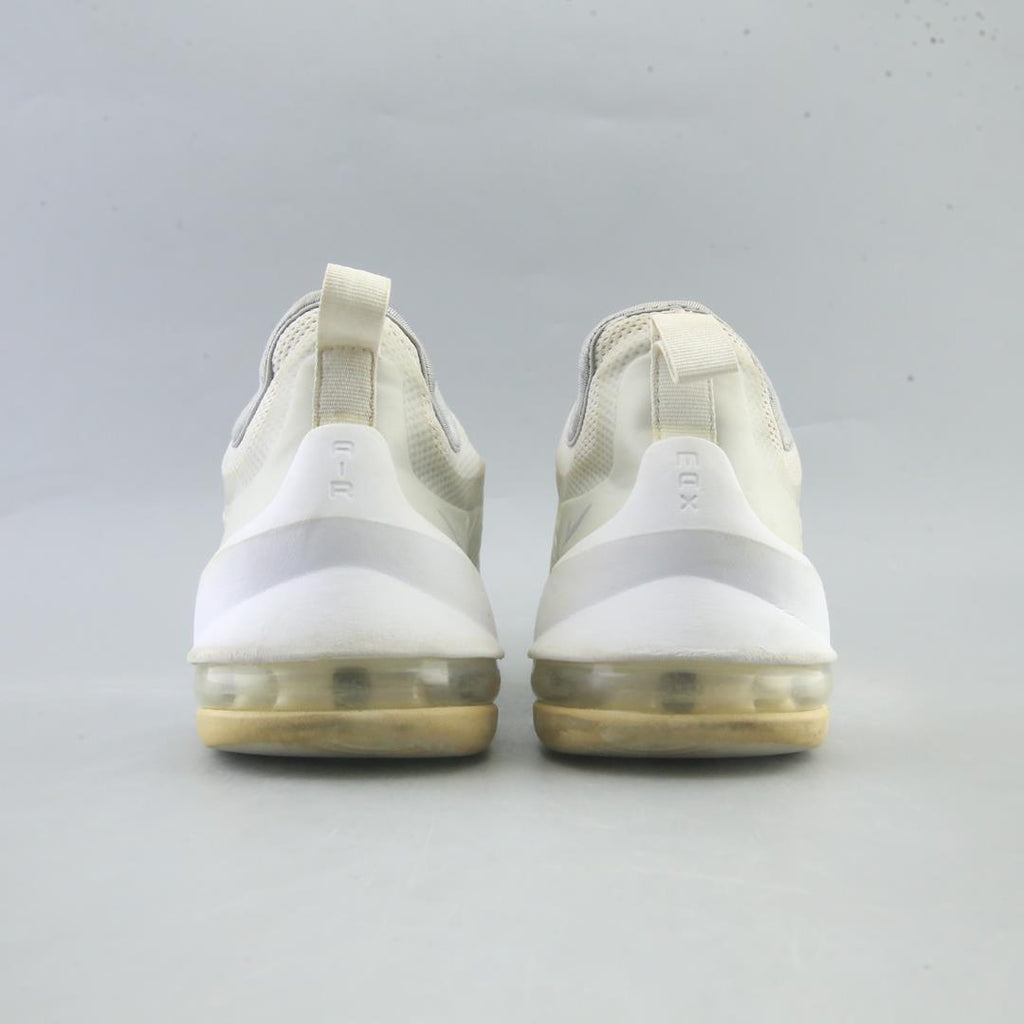 AIR MAX AXIS