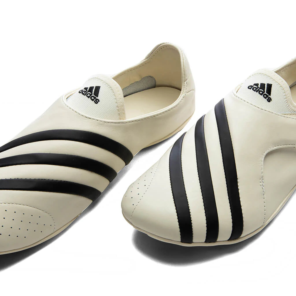 adidas Originals x Pharrell Williams Virginia Vario Flat Earther Crew White Core Black