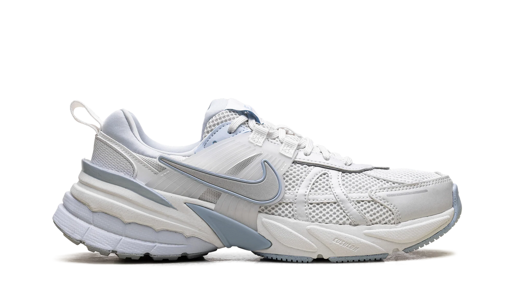 V2K Run WMNS "Platinum Tint Summit White Light Smoke Grey" FD0736 009