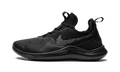 FREE TR 8 MNS WMNS "Triple Black" 942888 002