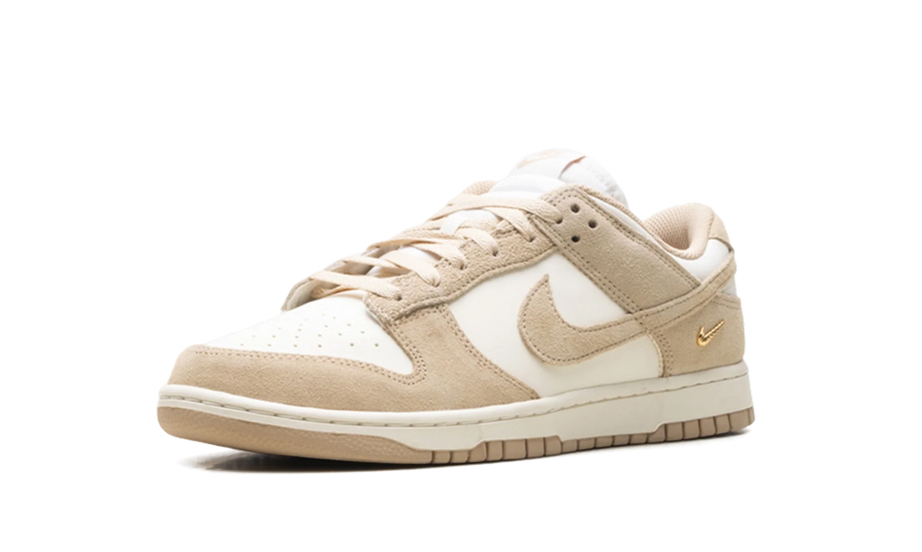 Dunk Low WMNS "Sail White Metallic Gold" IO4244 101